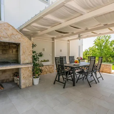 Beautiful In With Kitchen בית נופש *